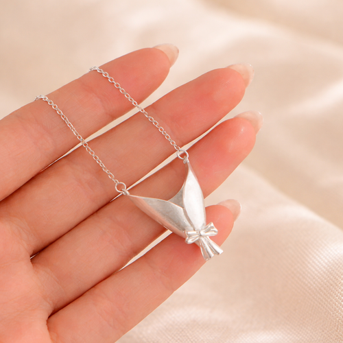 Elyndra™ – Collana Bouquet Elegante