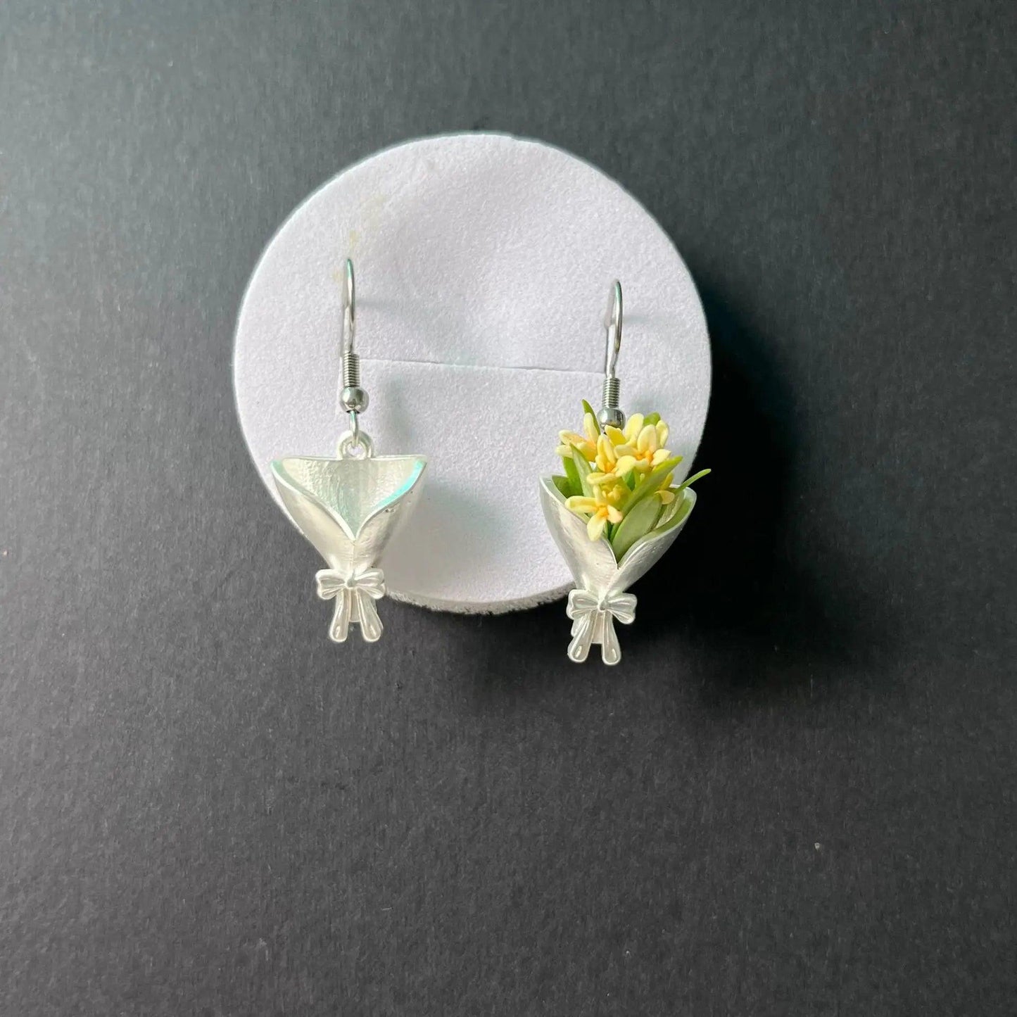 Elyndra™ Orecchini Bouquet